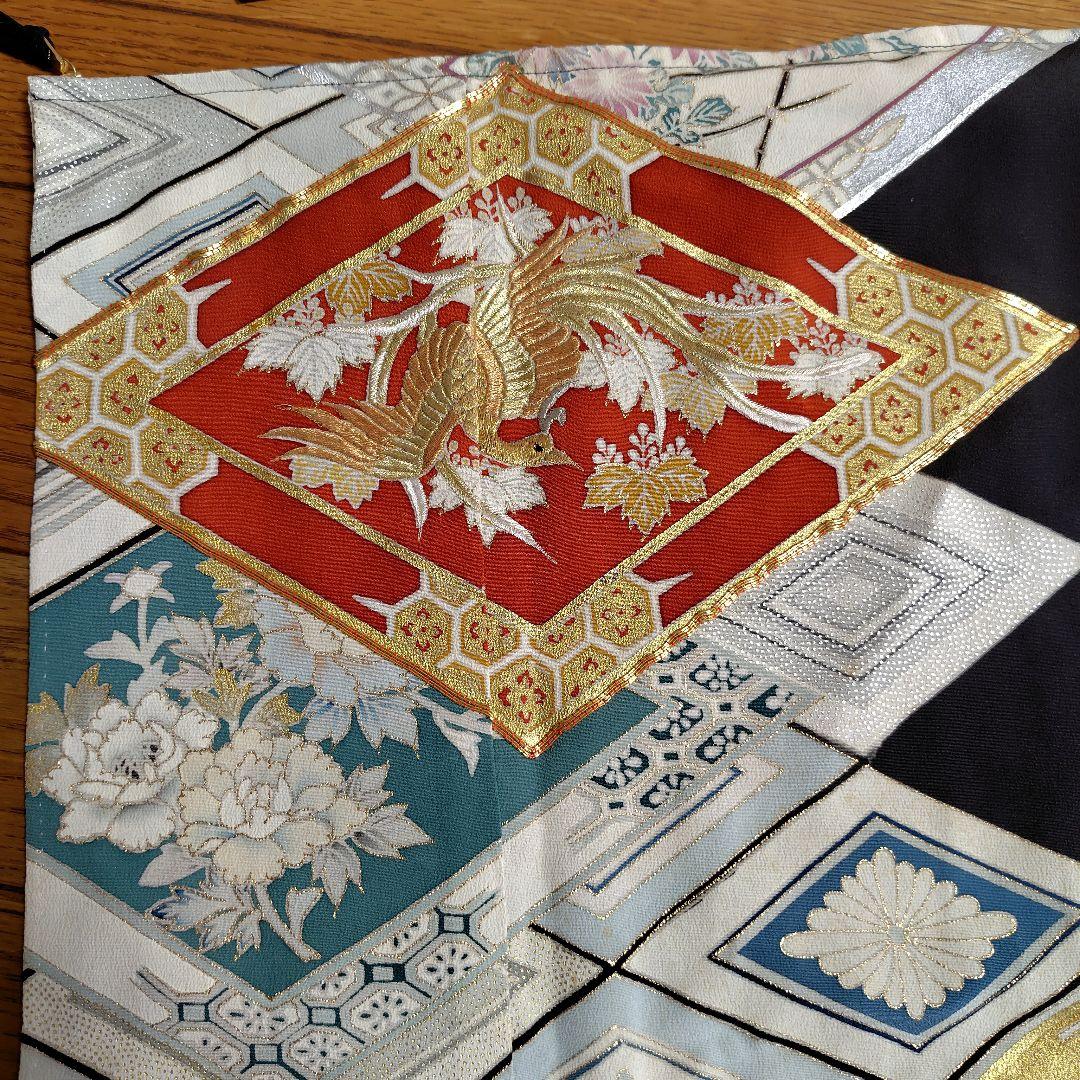 着物リメイク　ケープポンチョ　正絹黒留袖　鶴花柄　オープンファスナー　男女兼用