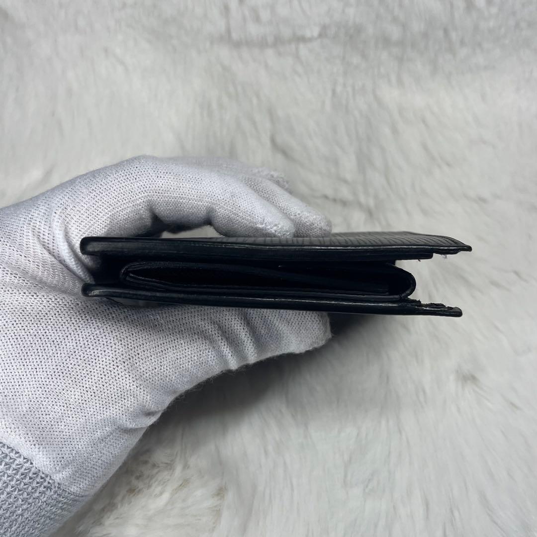 【極美品】Louis Vuitton ブラック 二つ折り財布