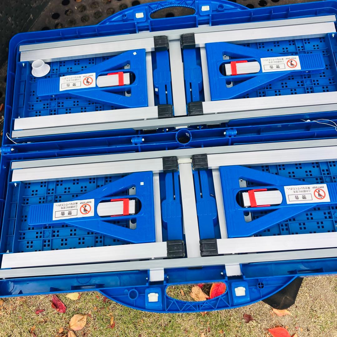 折りたたみキャンプテーブルセット 4人用　パラソル付き