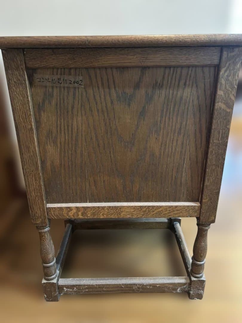 y*m様 キャビネット　観音開き　アンティーク家具