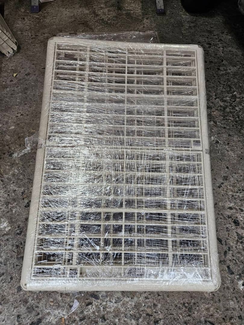 プラスチック　3段ケージ