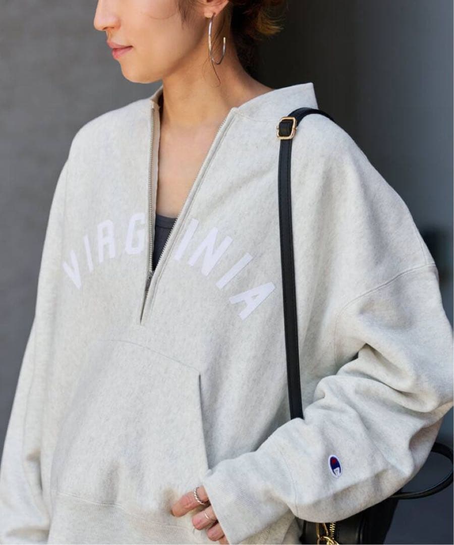 チャンピオン別注REVERSE WEAVE11.5OZロゴハーフジップ