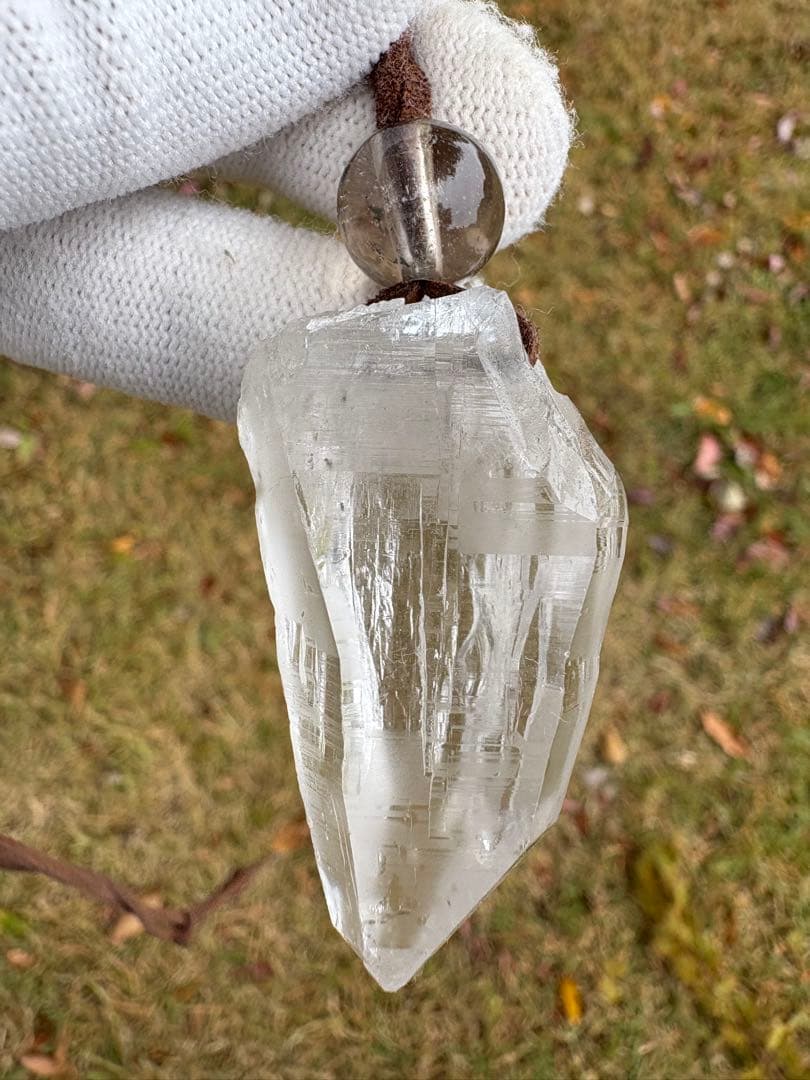 【匿名発送】アンナプルナ産ネックレス