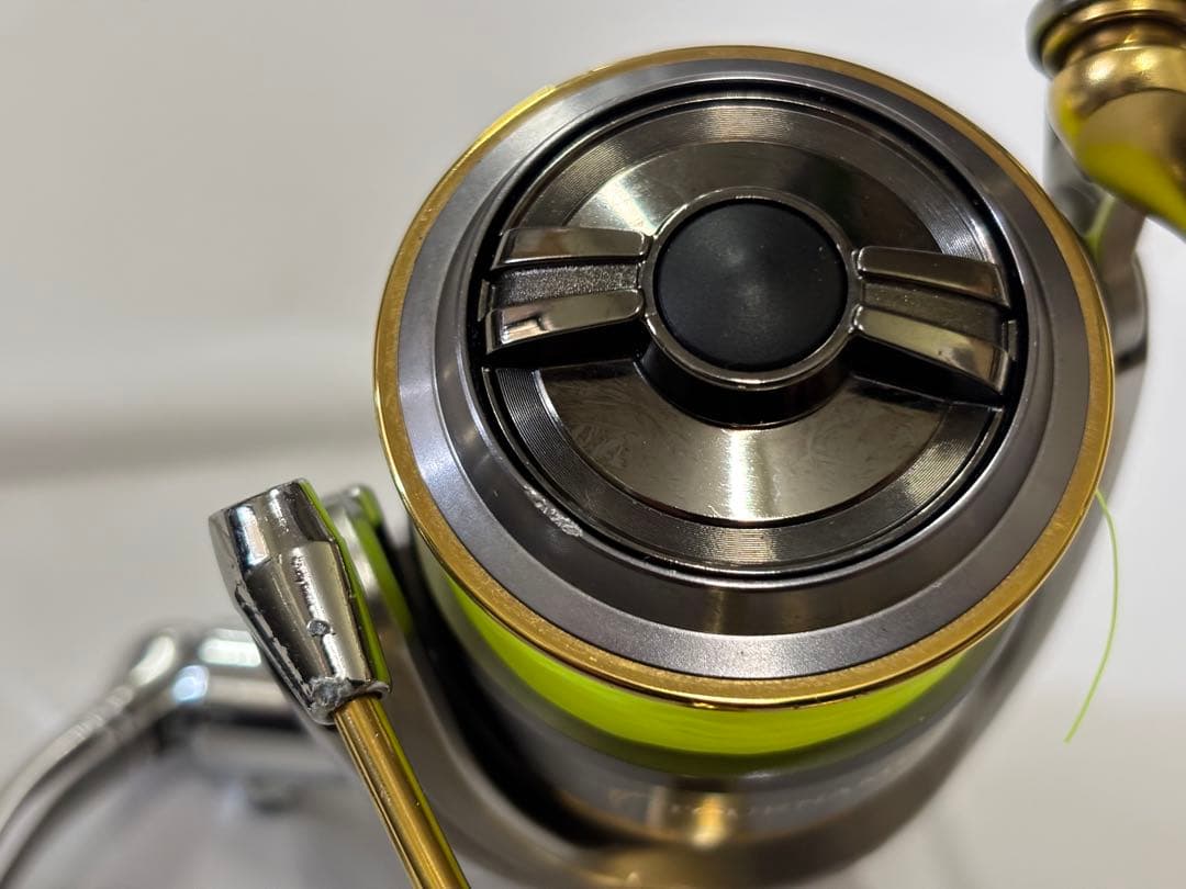 ダイワ　06 トーナメントISO Z2500LBD