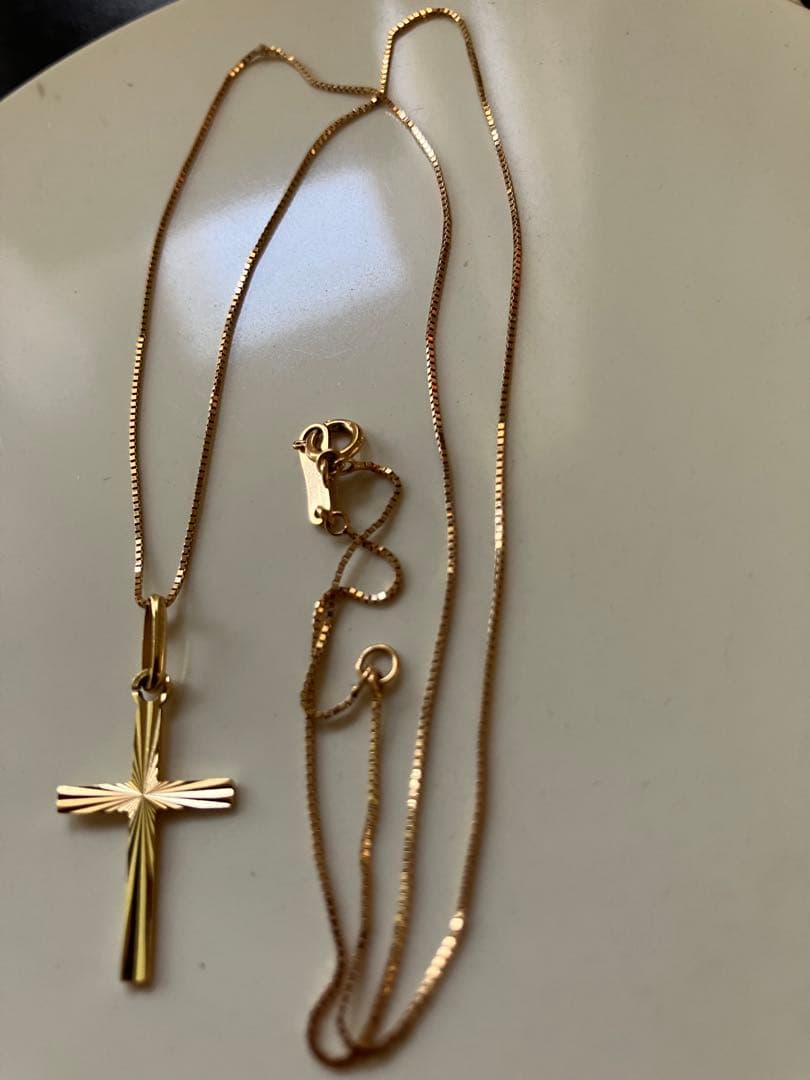 k18ゴールド 十字架 ネックレス