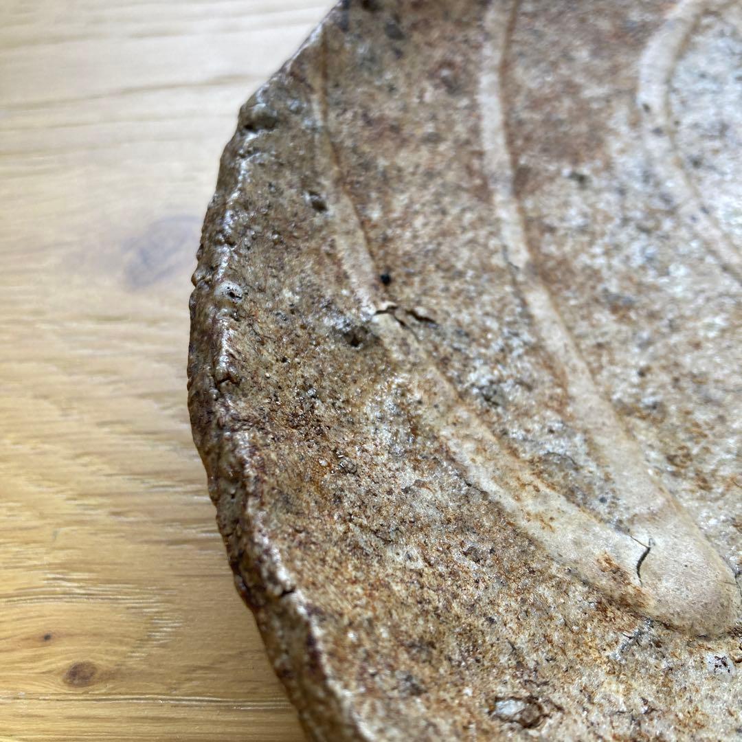 山田洋次　焼締オイルドスリップウェア　大皿