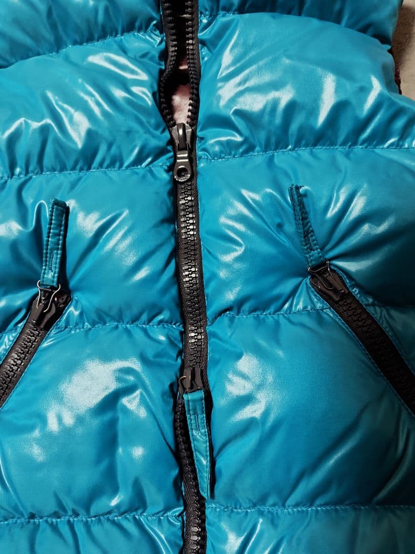 DUVETICA デュベティカ イタリア製 メンズ ダウンベスト フーディ M