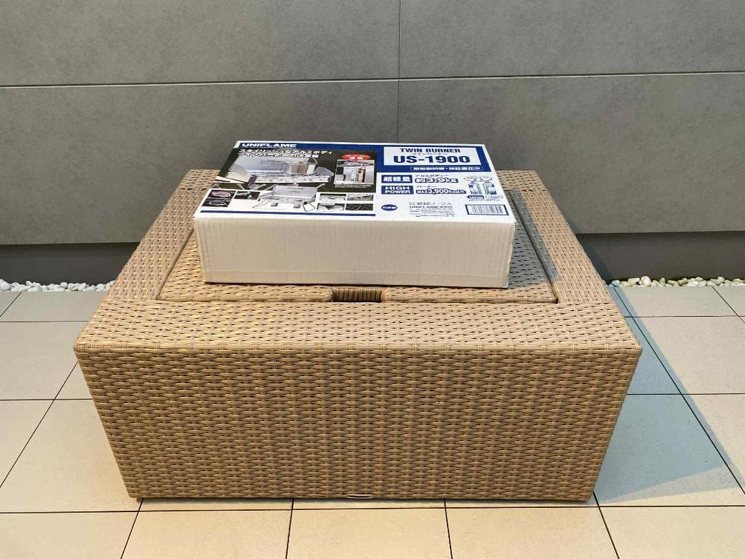 Colors ガーデンファニチャー(テーブル＋バーナー)