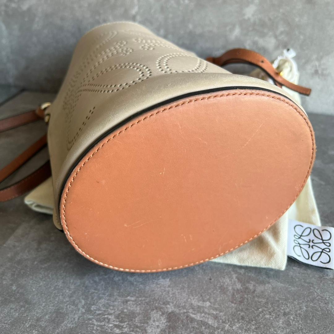 ⭐️LOEWE⭐️ロエベ ゲートバケット アナグラム パンチング ショルダー