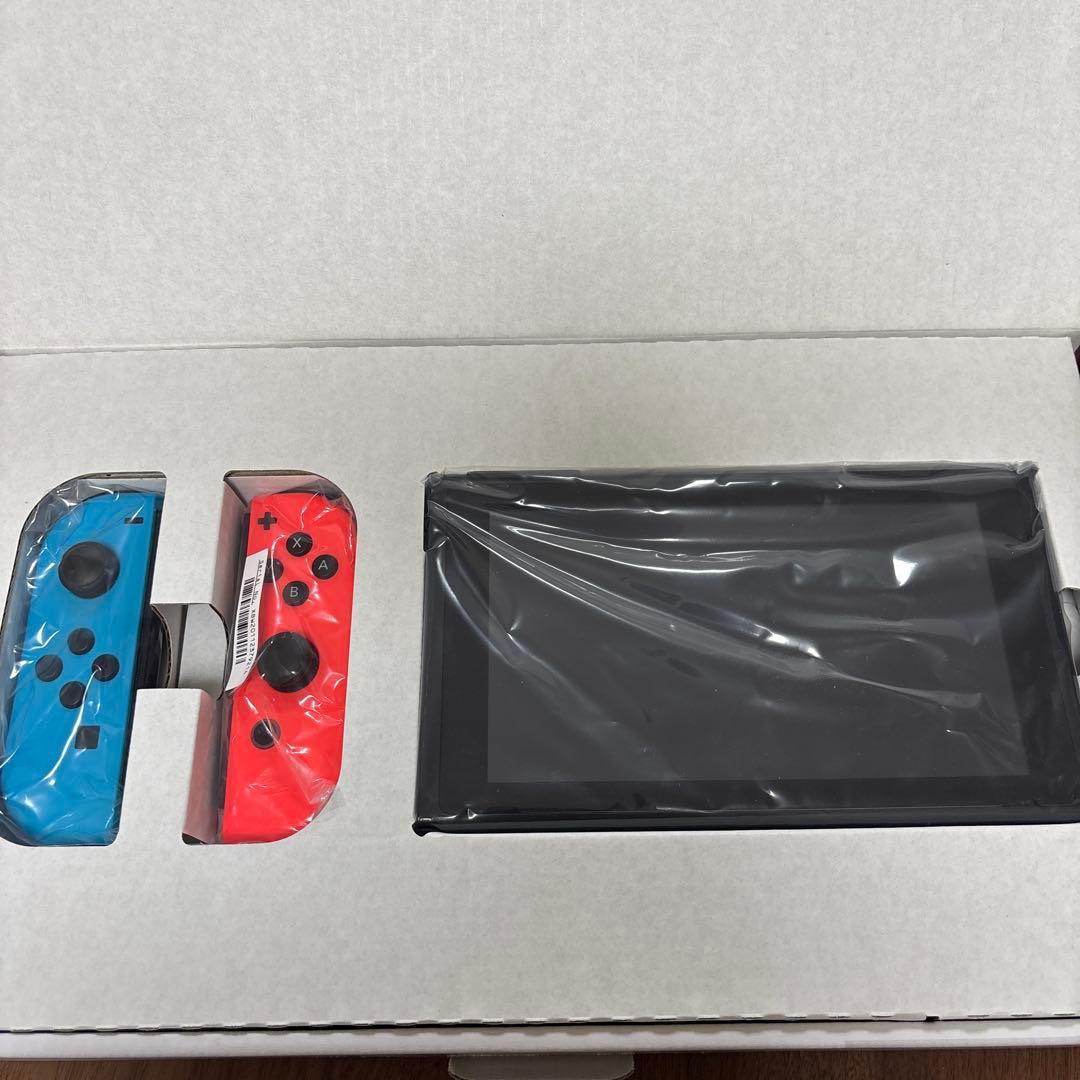 【美品】Nintendo Switch本体＆付属品＆SDカード＆バッグセット