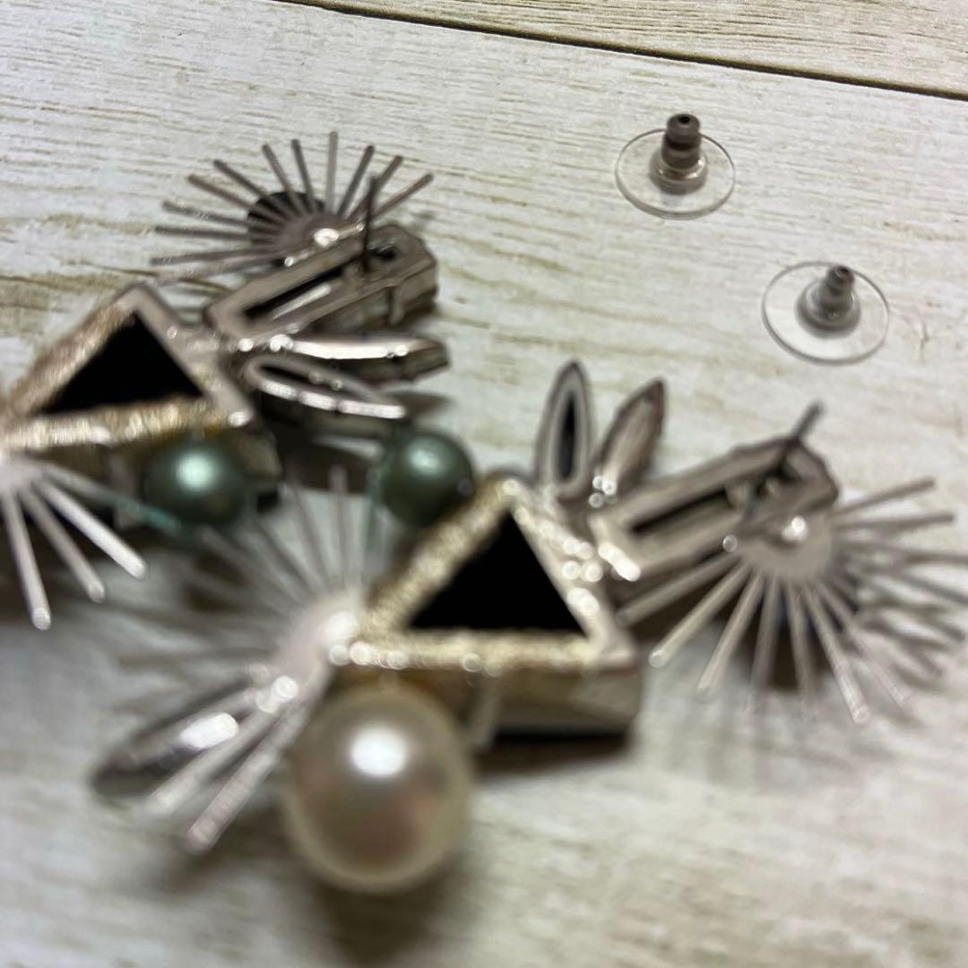 アミティエクレディール　ピアス　両耳