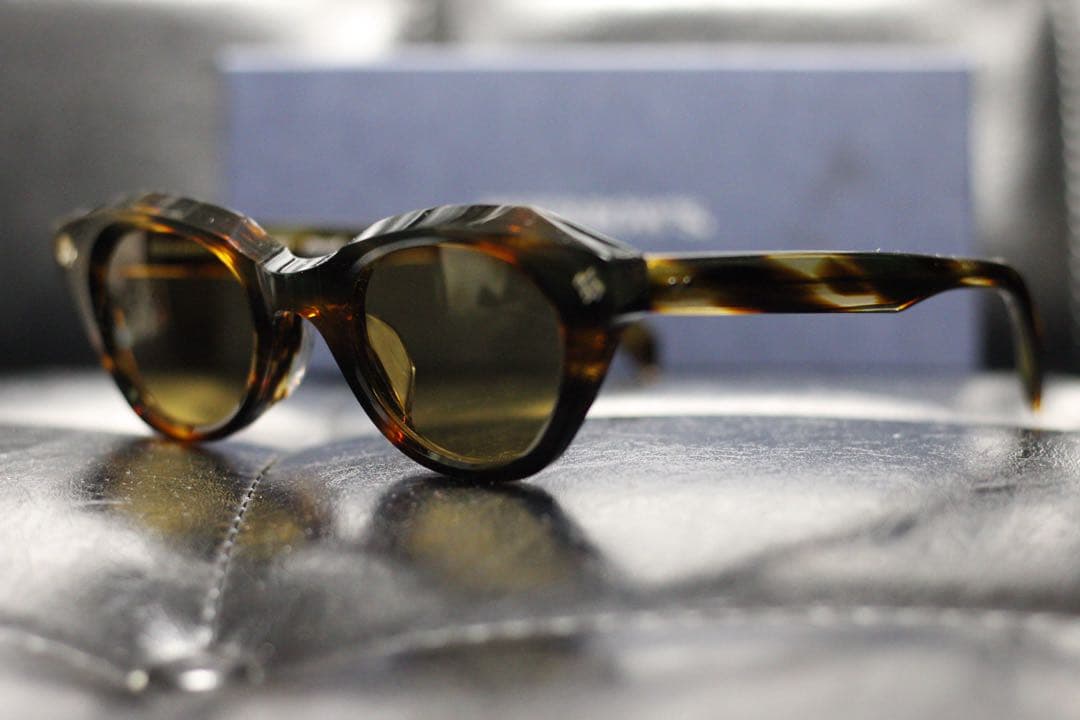 n*h様 パリミキPherrow's Cassel ブラウン　サングラス　ほぼ未