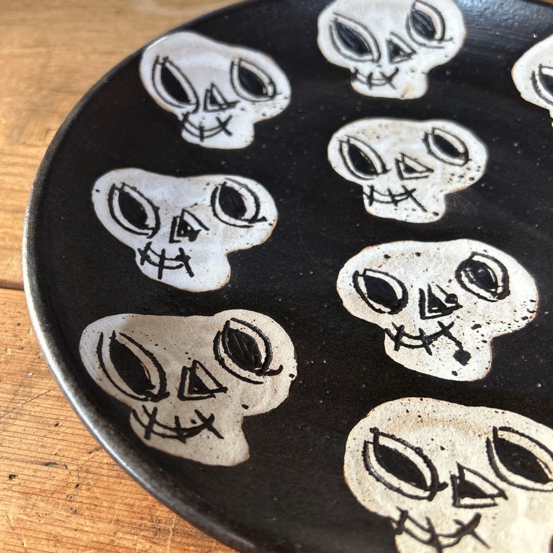 工房十鶴　ドクロ　お皿　7寸　やちむん　未使用