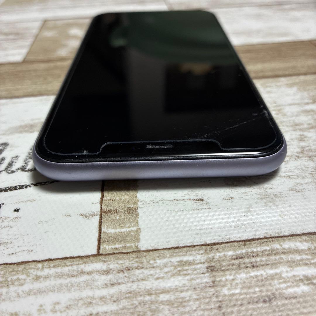 美品Apple iPhone 11 128GBラベンダー 本体