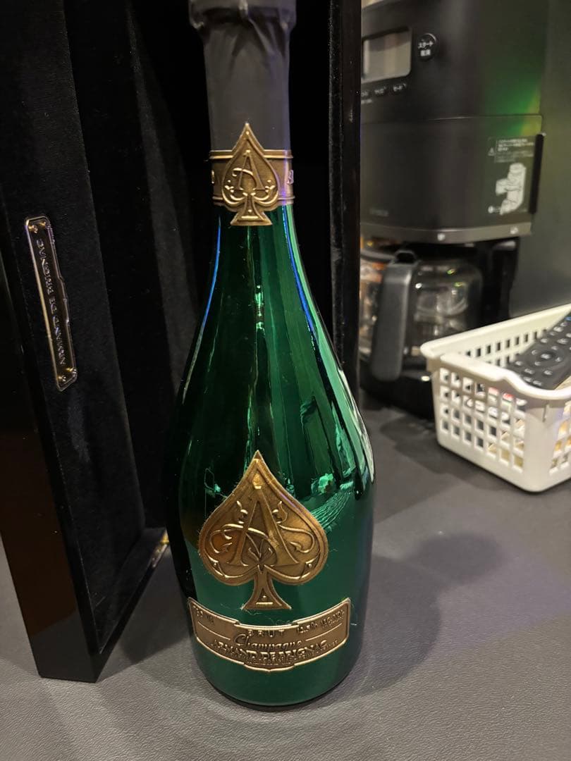 値下げ Armand de Brignac 2013 緑色ボトル 専用ボックス付