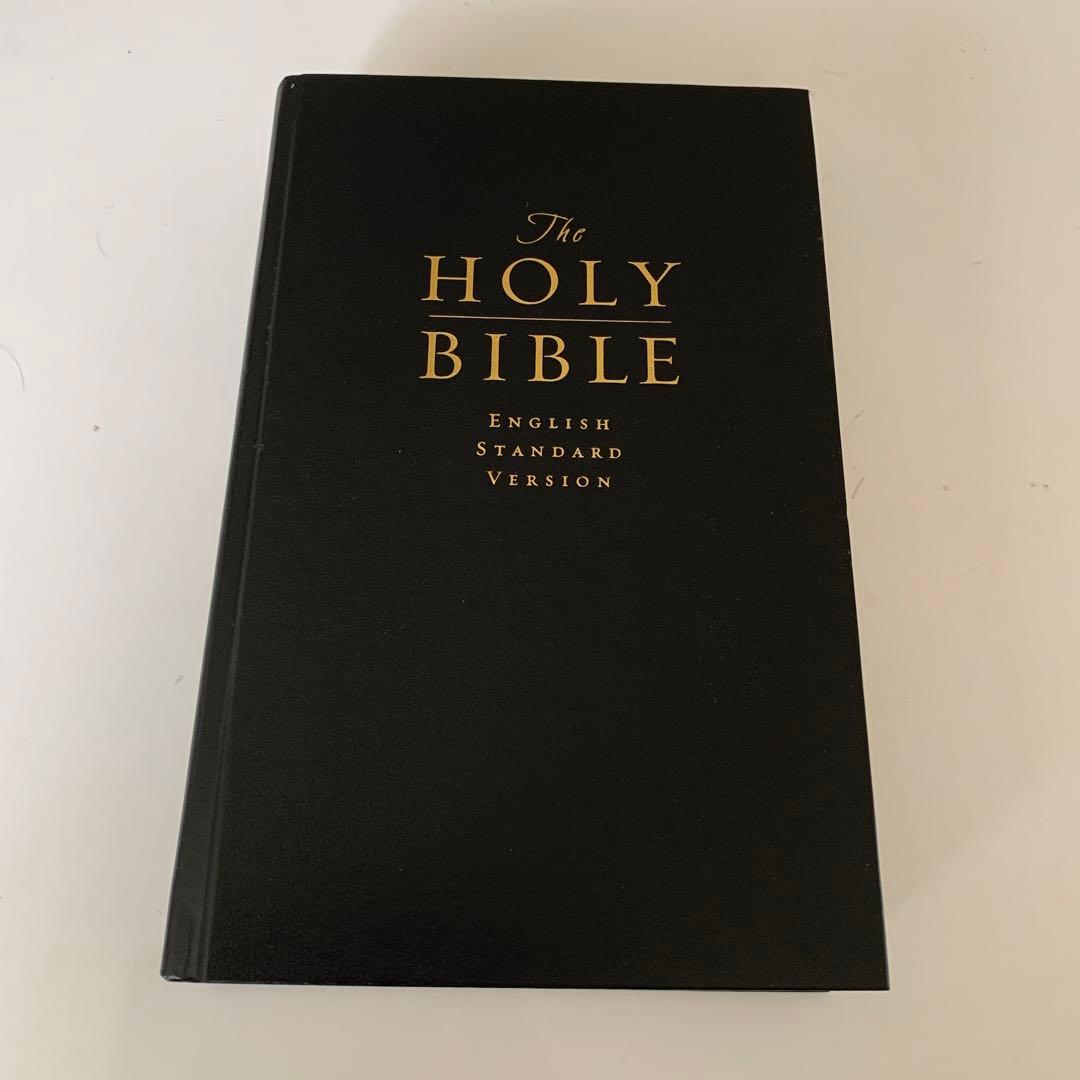 洋書 The HOLY BIBLE English standard version