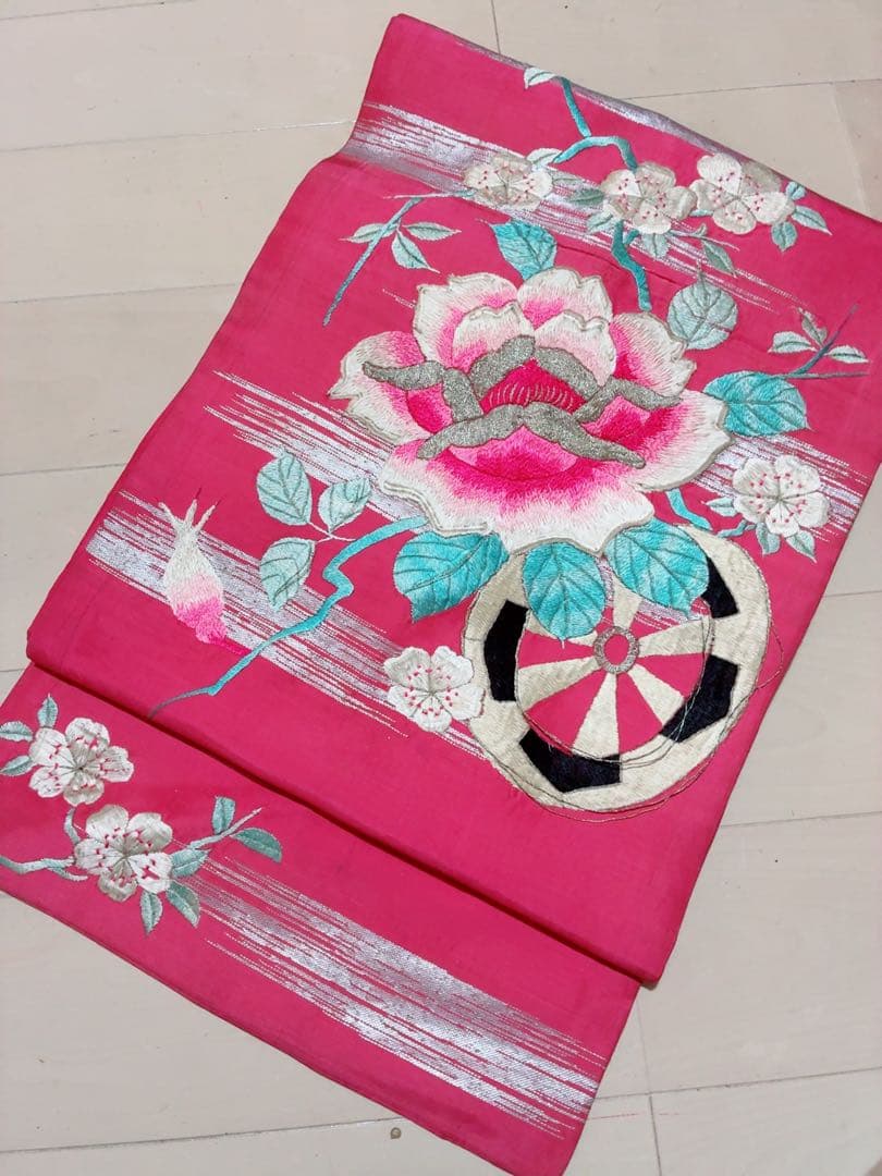 名古屋帯 薔薇　桜　刺繍 ピンク　アンティーク　金駒刺繍