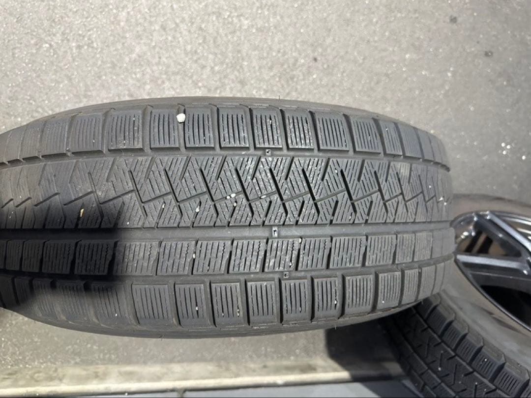 メルセデスベンツ　GLC スタッドレスタイヤ