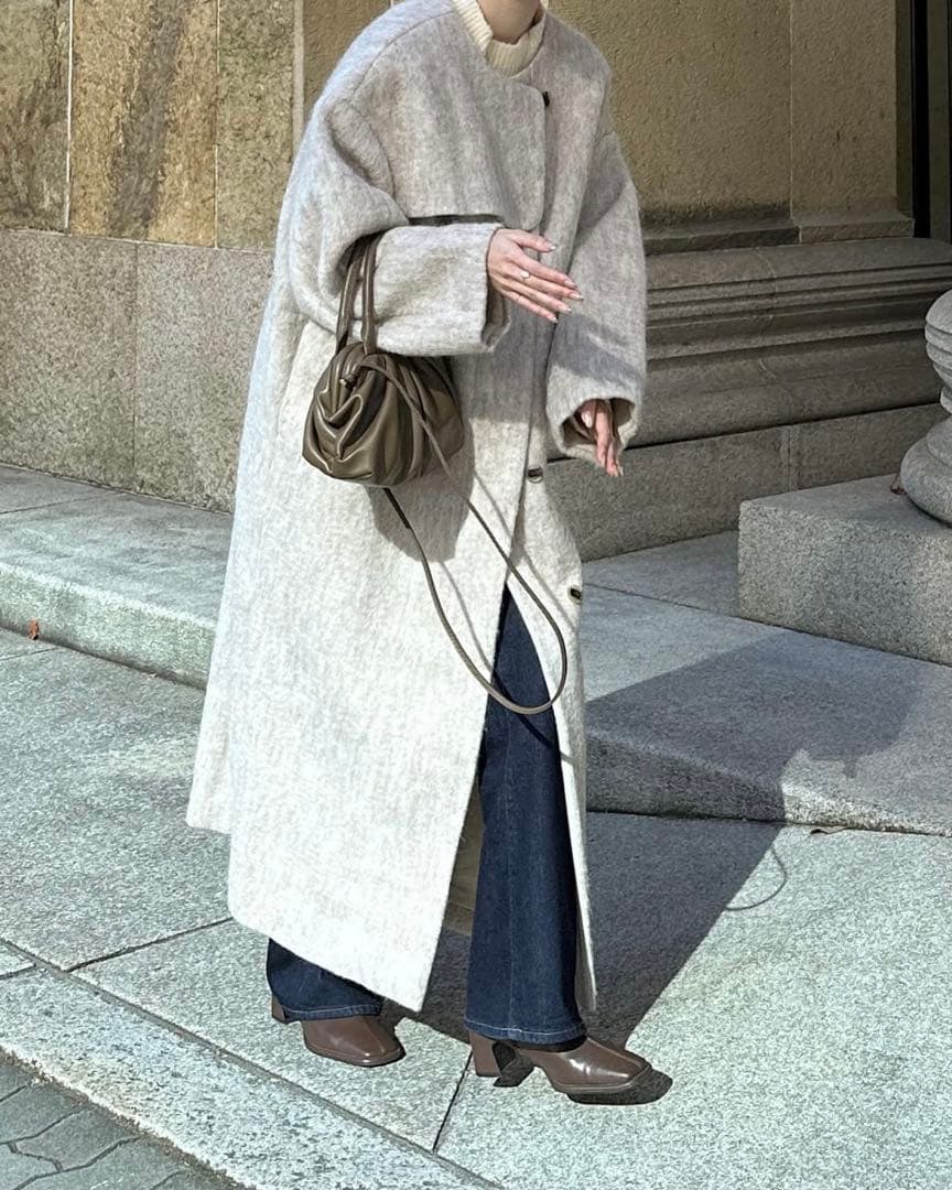 no collar shaggy long coat　Eaphi