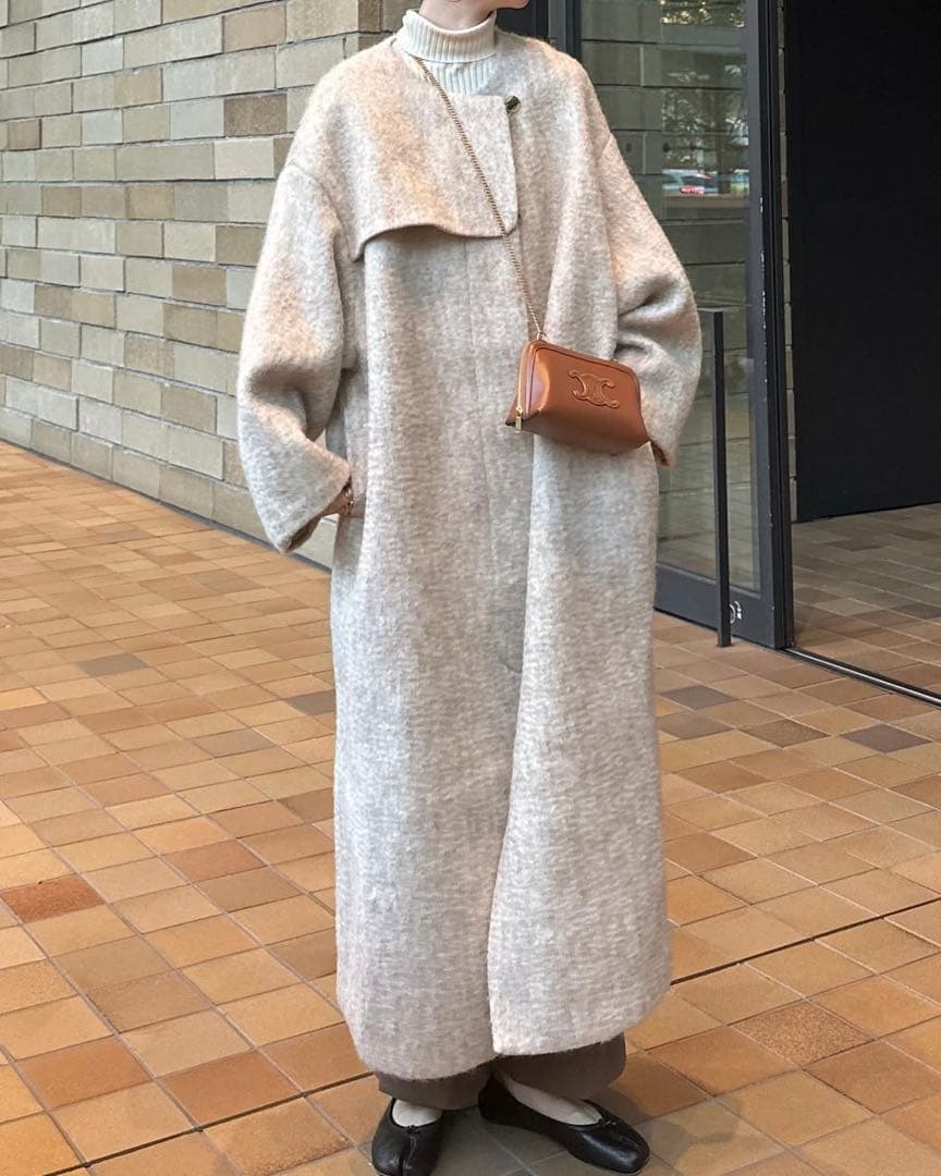 no collar shaggy long coat　Eaphi