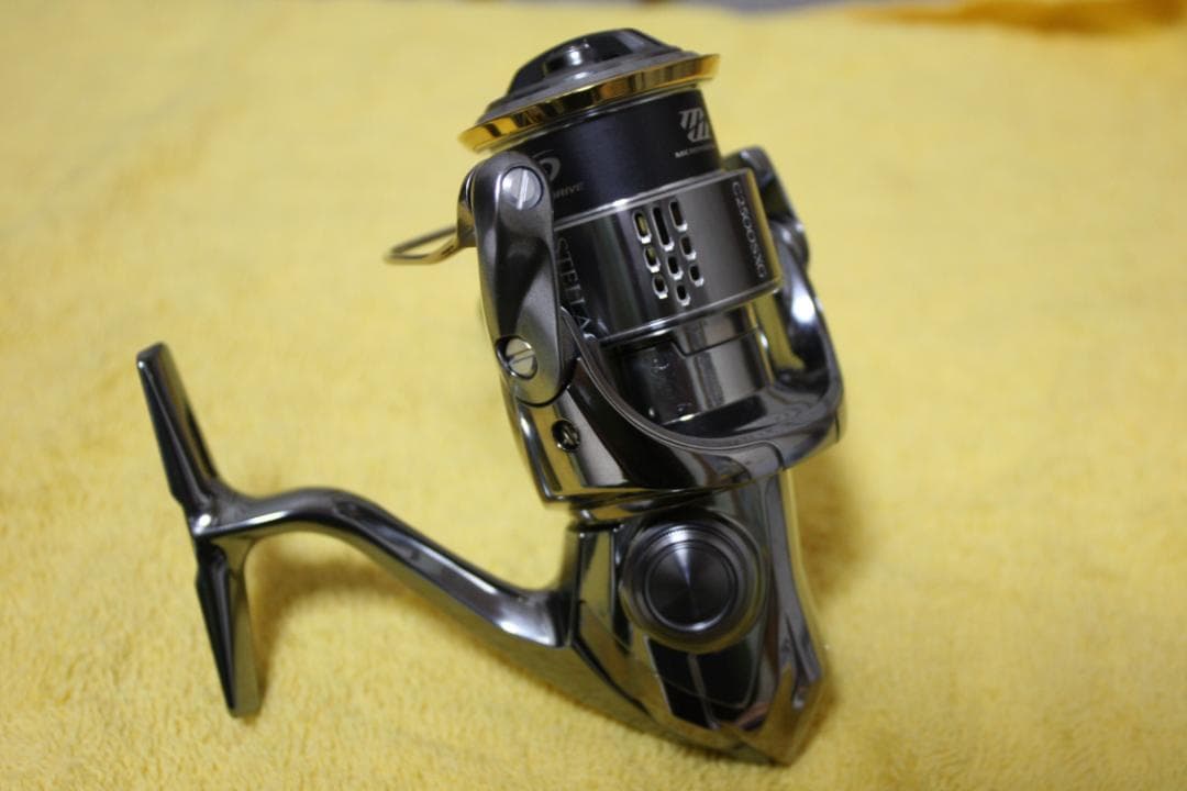 シマノ　１８ステラ 　Ⅽ2500SXG