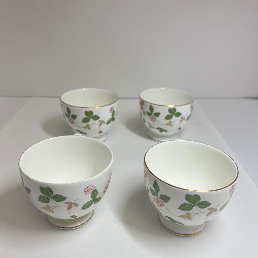 ウエッジウッド　ワイルドストロベリー　カップ&ソーサ、プレートセット