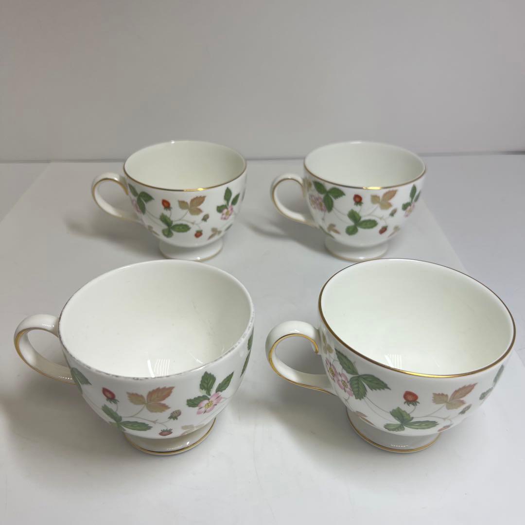 ウエッジウッド　ワイルドストロベリー　カップ&ソーサ、プレートセット