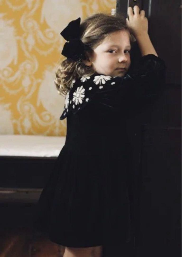 ワンピース bonjour diary Black velvet dress 4y