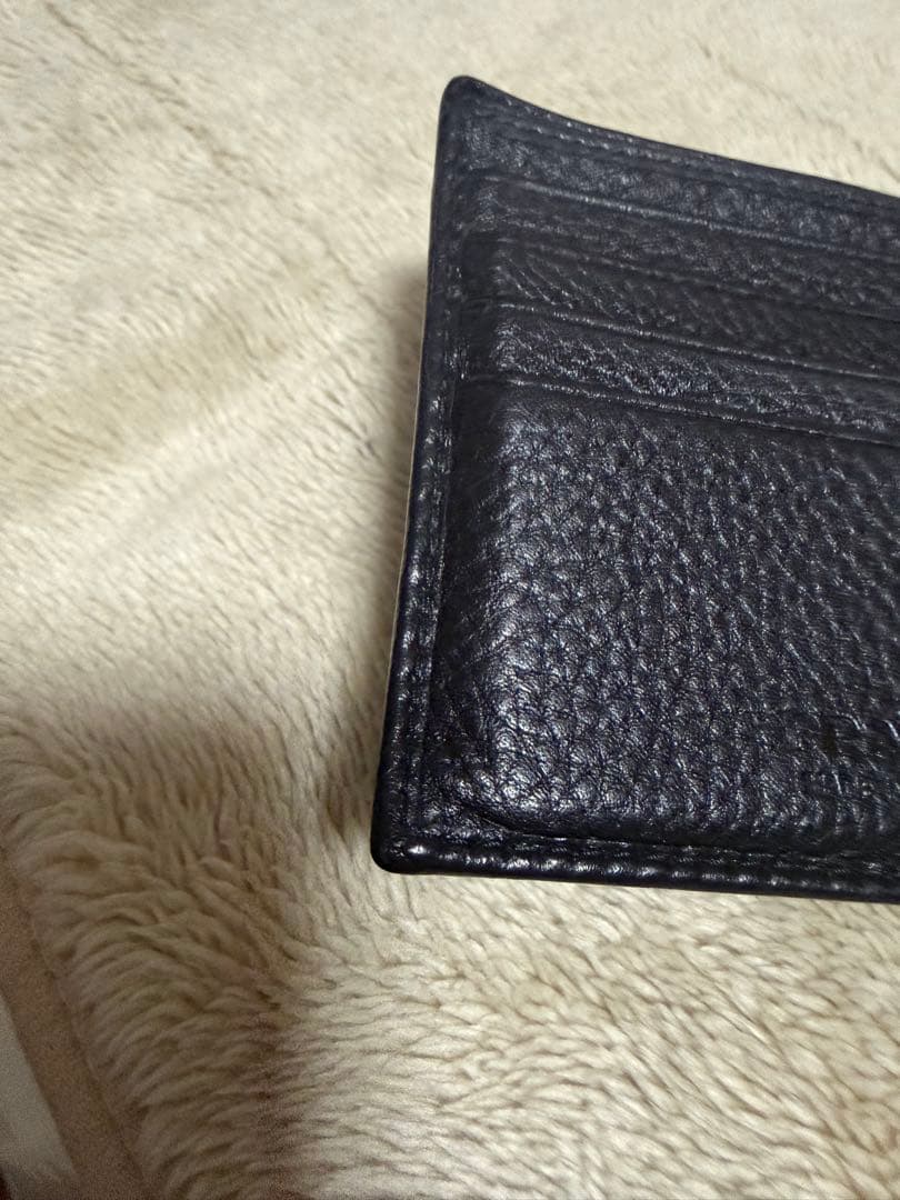 プラダ　二つ折り