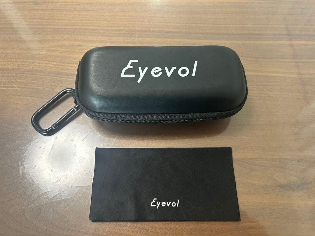 えーさくさん専用　Eyevol(アイヴォル)サングラス