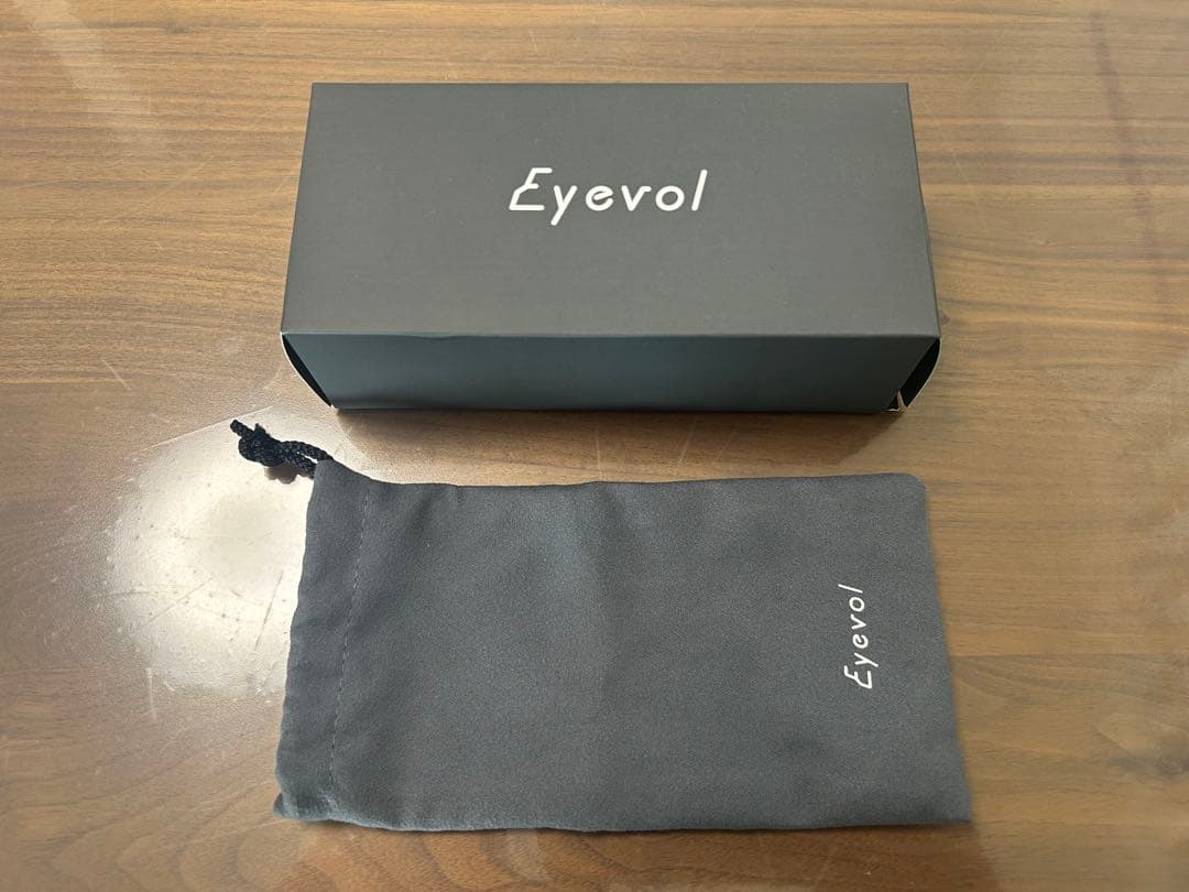 えーさくさん専用　Eyevol(アイヴォル)サングラス