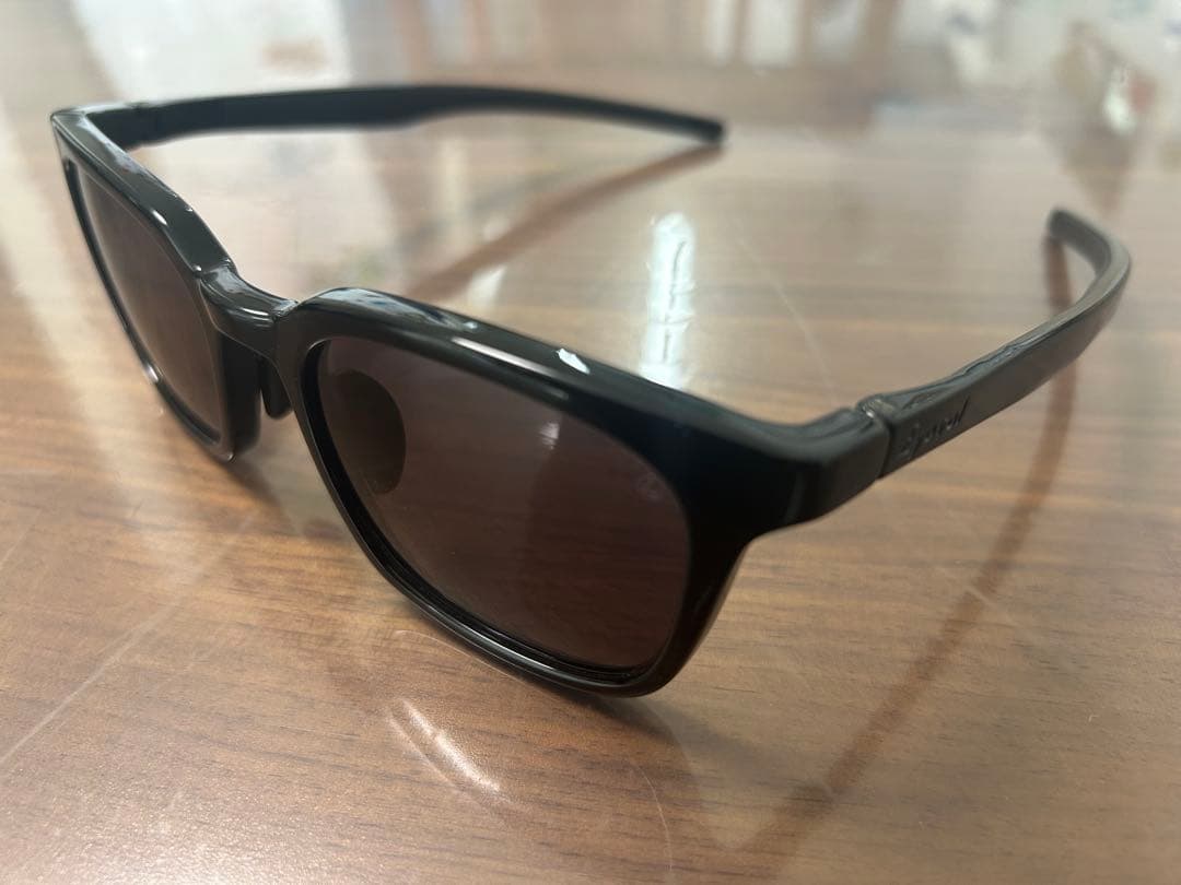 えーさくさん専用　Eyevol(アイヴォル)サングラス