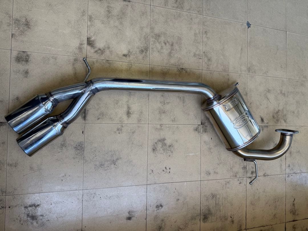 よぉですので他の方は申し訳御座いません。ヴォクシー80 ガナドール