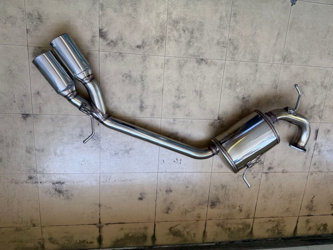 よぉですので他の方は申し訳御座いません。ヴォクシー80 ガナドール