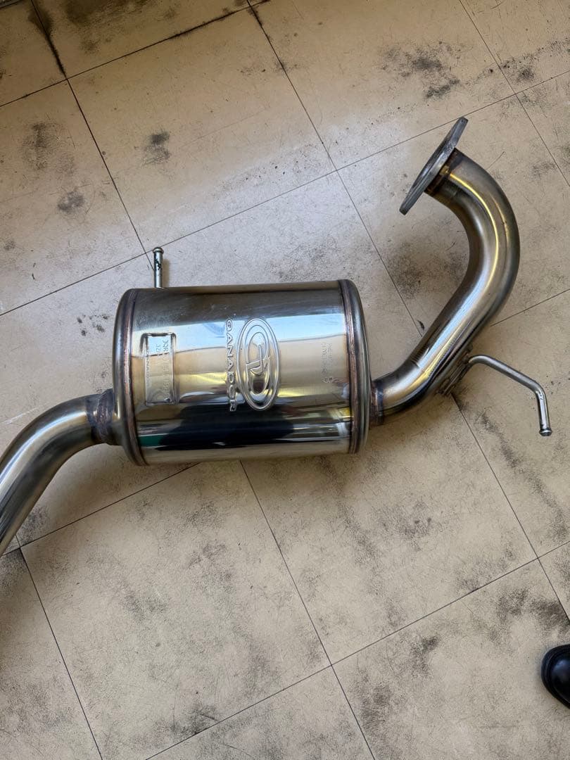 よぉですので他の方は申し訳御座いません。ヴォクシー80 ガナドール