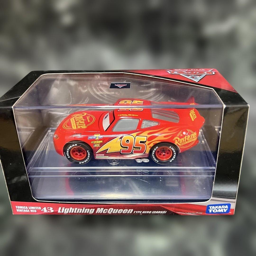トミカリミテッド43 ライトニングマックィーン　ヒーロータイプ　カーズ3