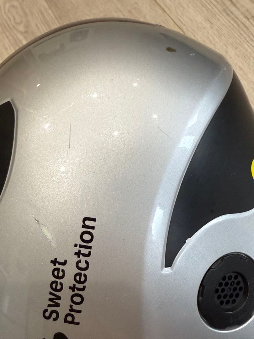 Sweet Protection スキー　GS ヘルメット　FIS