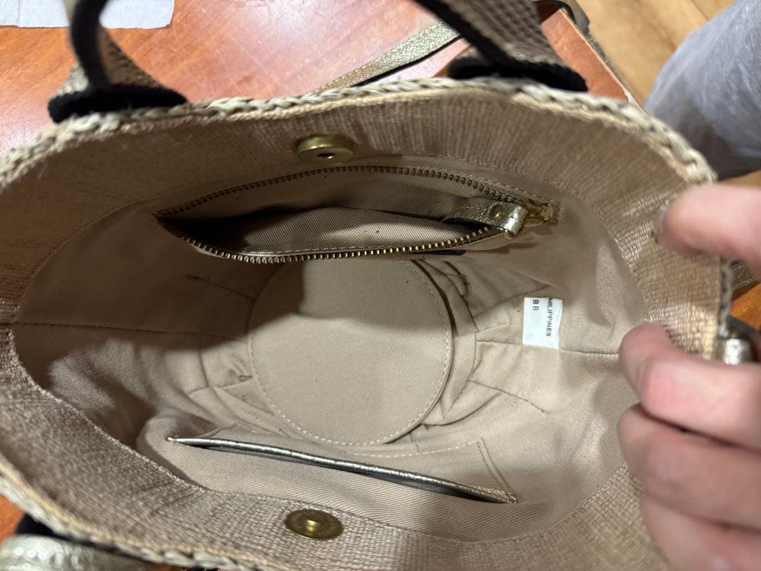 ベージュ かごバッグ フリンジ付き