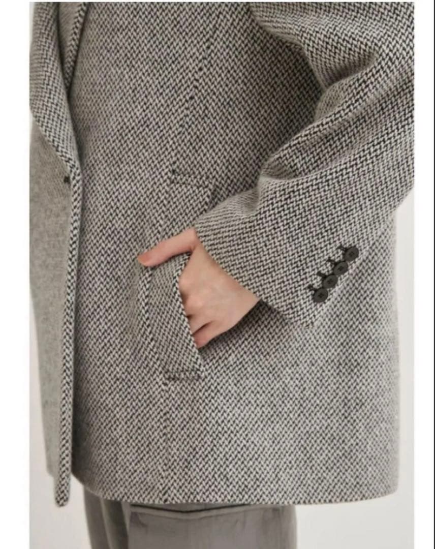 emmi ecoツイードショートコート