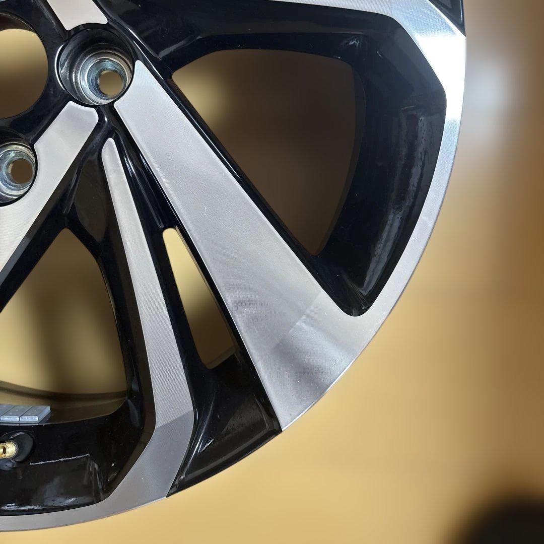 トヨタ　ライズ　RIZE ダイハツ　ロッキー　ROCKEY 純正アルミホイール