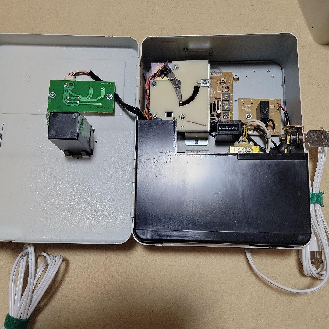 しんちゃん３台 東亜電子タイマー100円硬貨専用