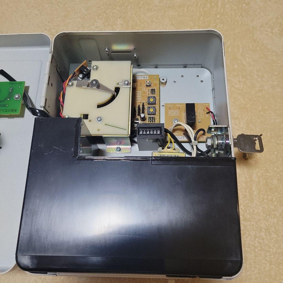 しんちゃん３台 東亜電子タイマー100円硬貨専用