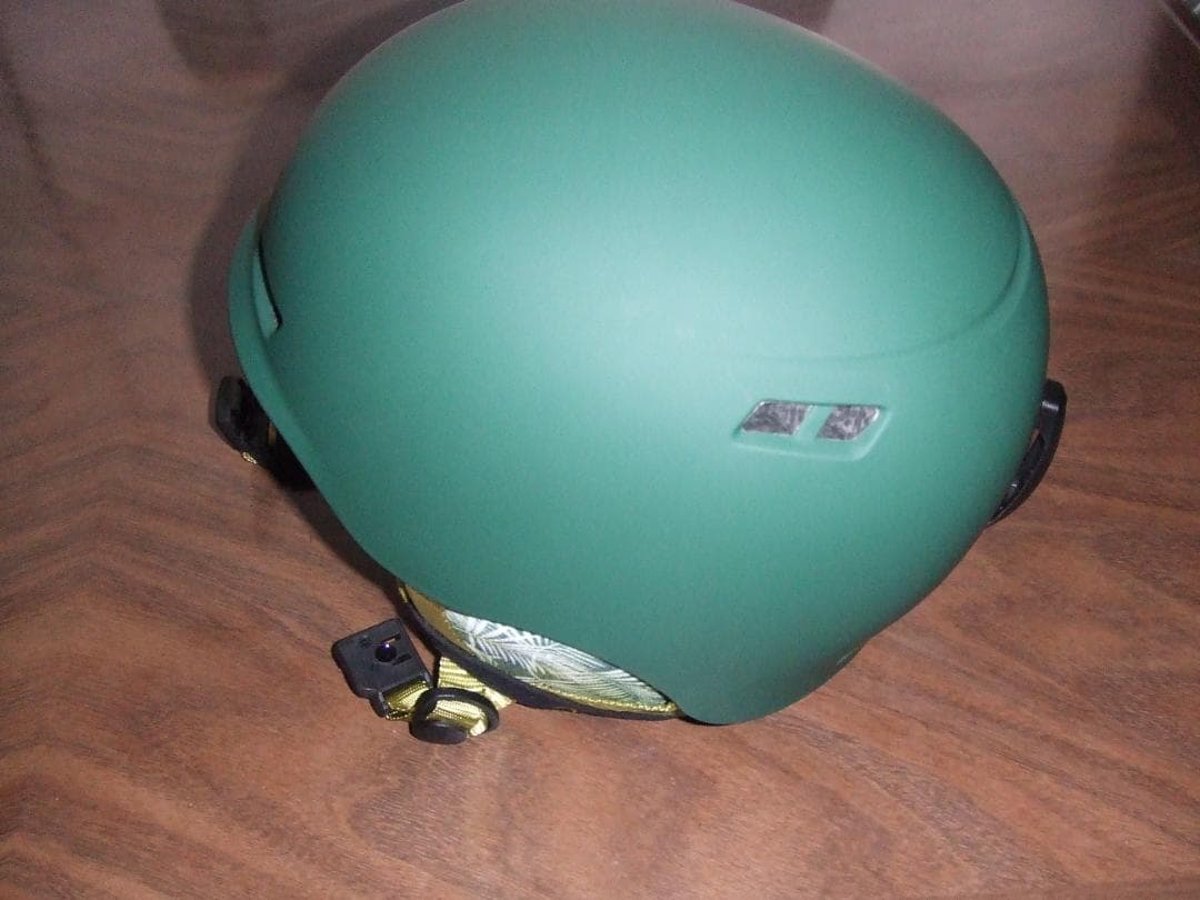 子供用ウィンタースポーツ用 ヘルメット ：　52～55cm・Burner