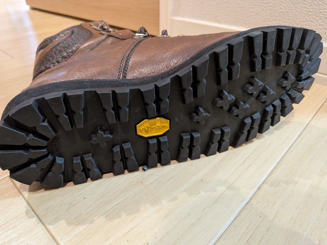 i*i様 GUCCI ブラウン マウンテンブーツ 7 1/2 Vibramソール