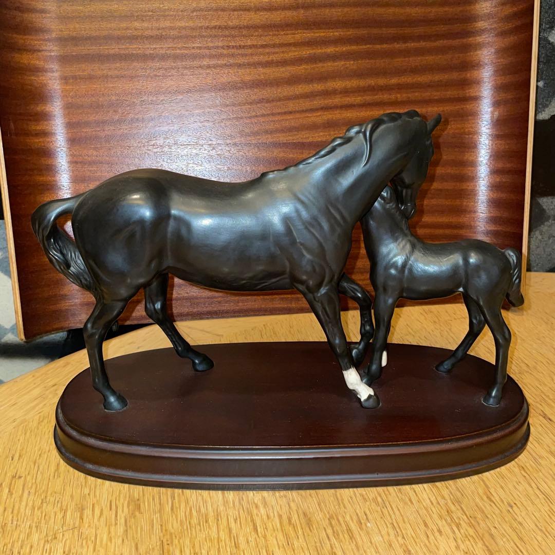 ロイヤルドルトン　馬　置物　 Black Beauty ＆ Foal