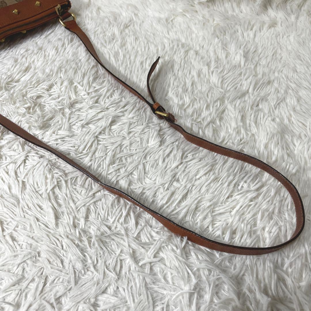 【良品】GUCCI グッチ　ショルダーバッグ　キャンバス　レザー　スタッズ