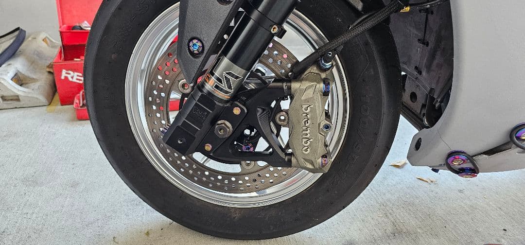 RPM キャリパー サポート ラジアル 100mm シグナスなど