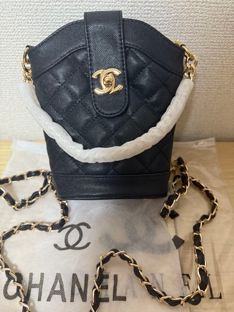 CHANEL CC ロゴノベルティ　キルティングショルダーバッグ