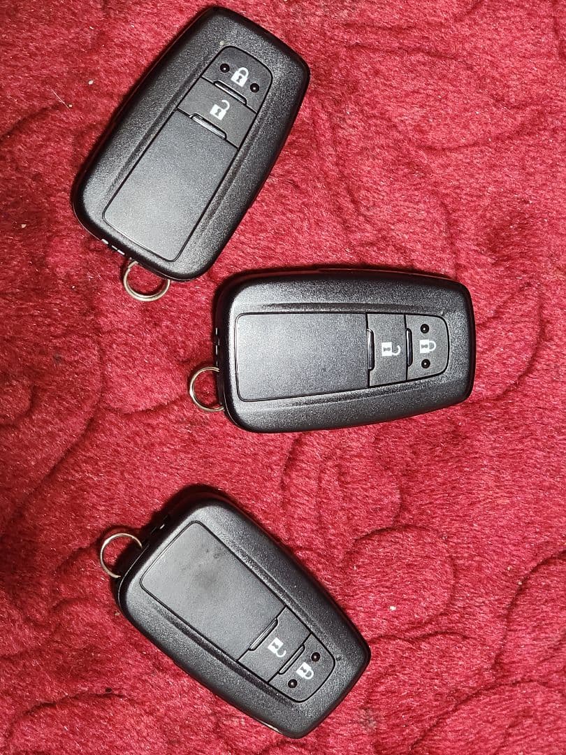 プリウス スマートキー 3個セット