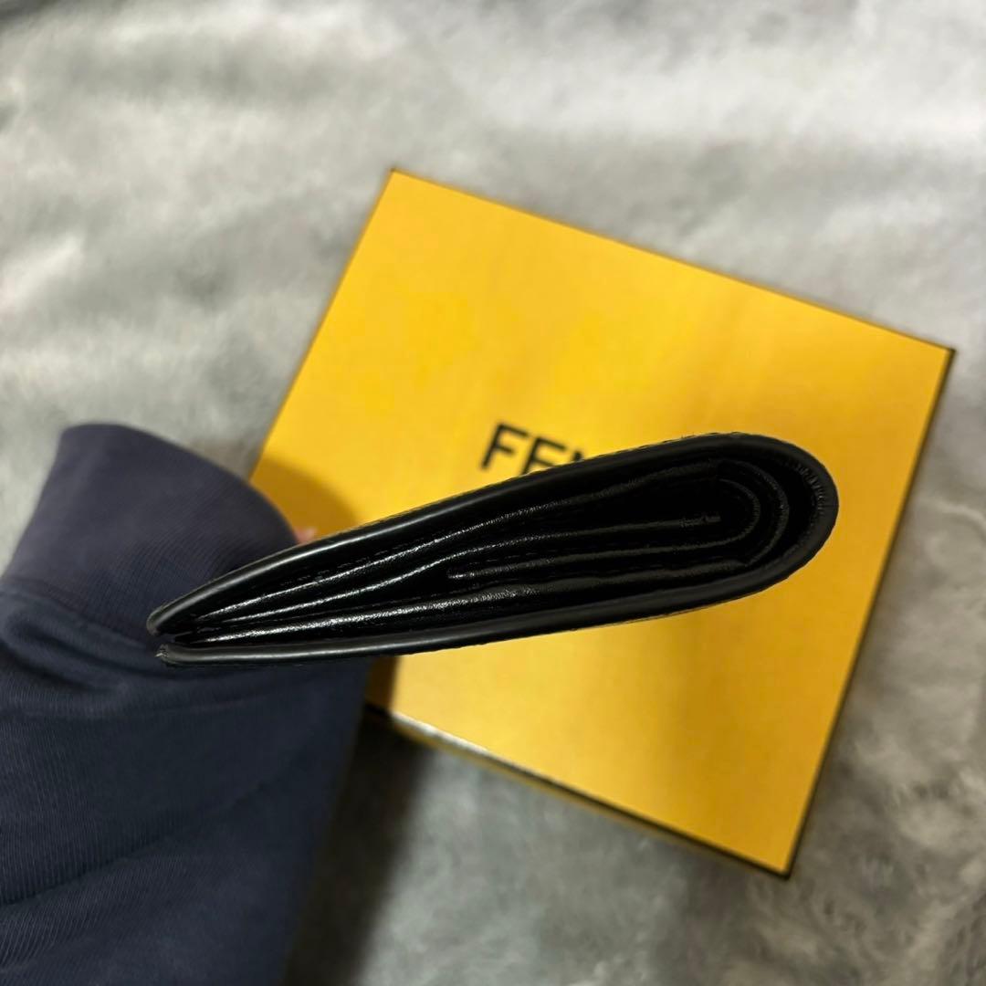 FENDI 二つ折り財布